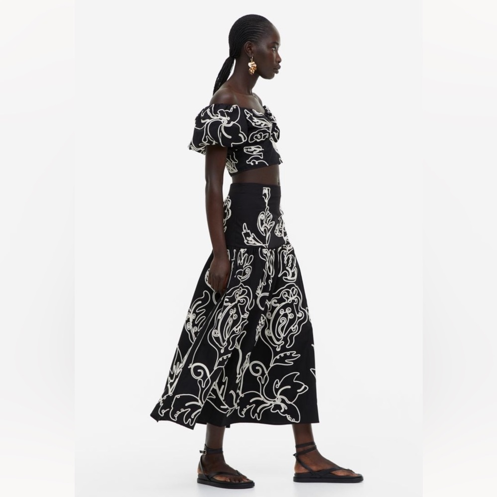 H&M Embroidered set